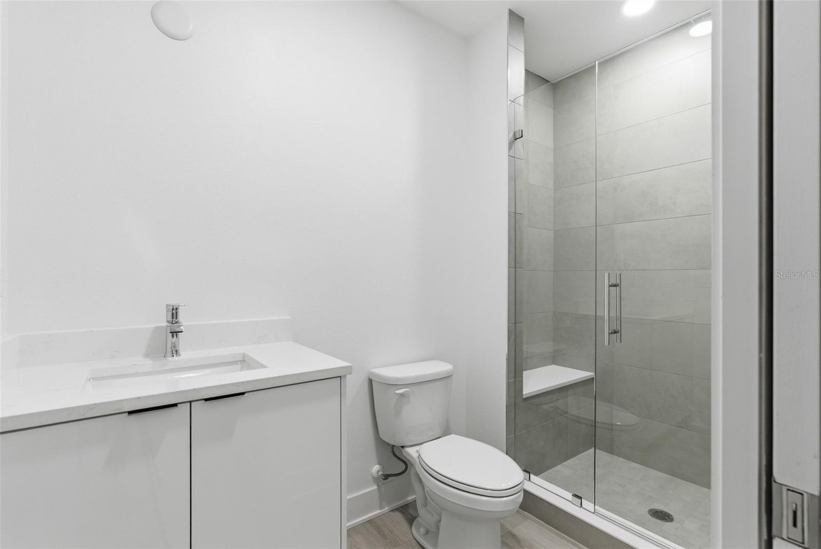 400 150TH AVE #305 — photo 34