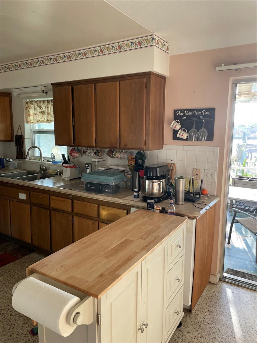 15318 HARBOR DR — photo 44