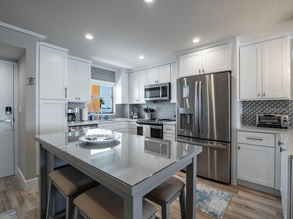 1270 GULF BLVD #603 — photo 3