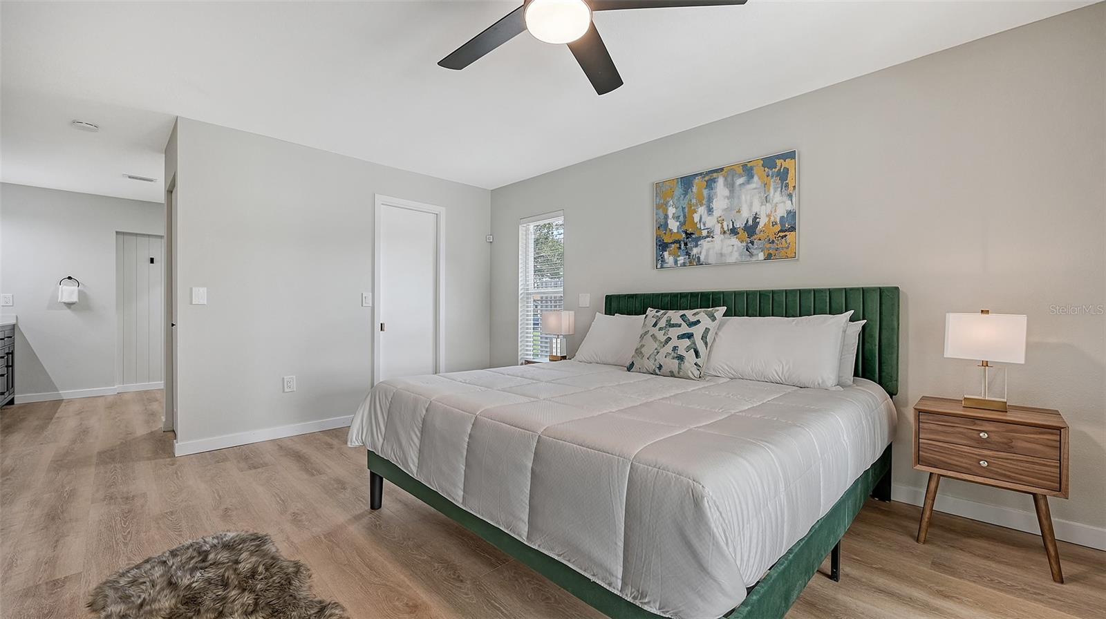 3924 HELENE ST — photo 35