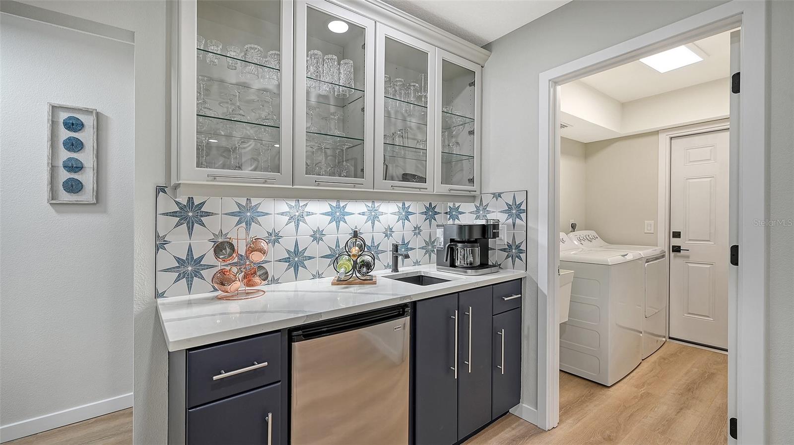 3924 HELENE ST — photo 26