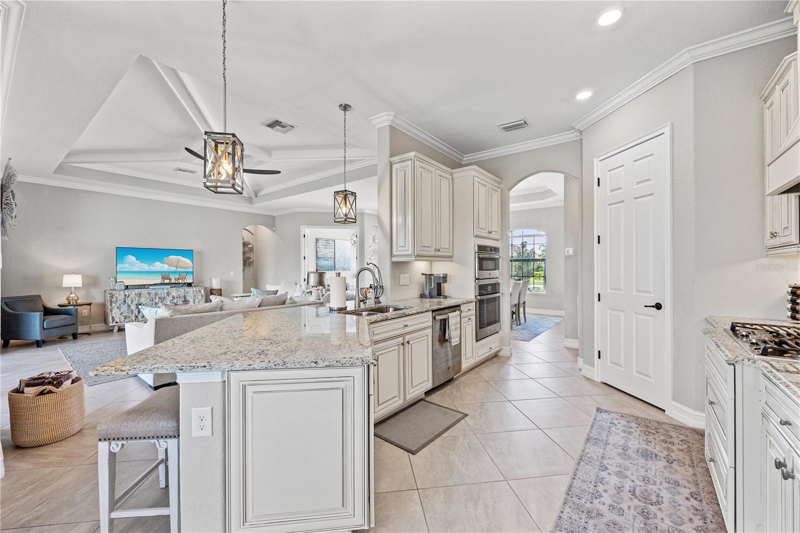 5623 MULLIGAN WAY — photo 38