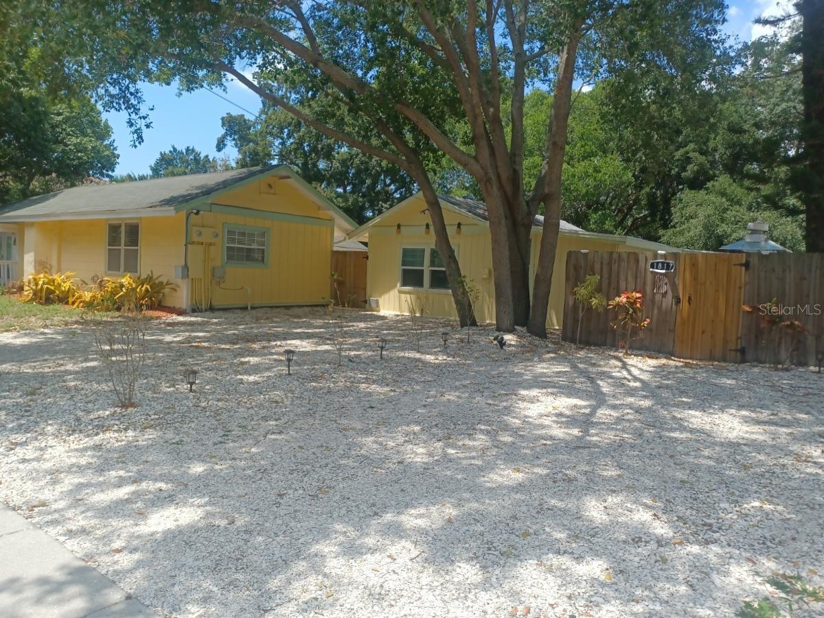 1817 IVANHOE ST #A&B — photo 2