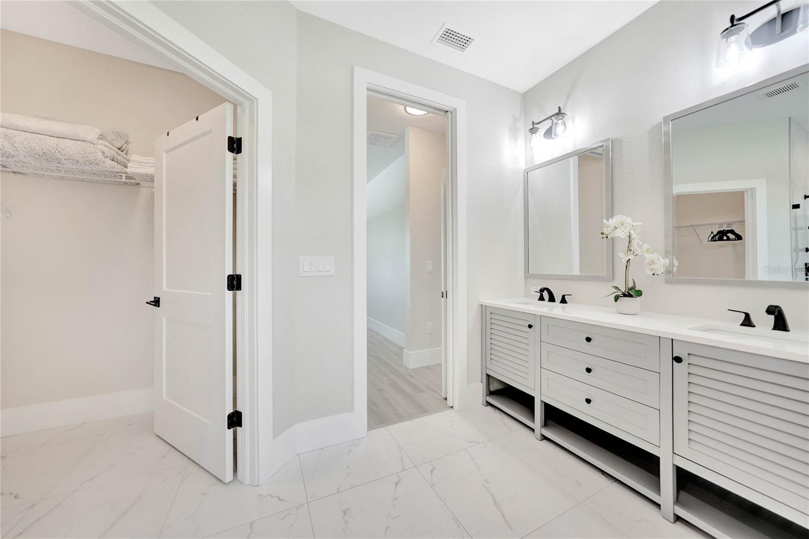 3600 CINCINNATI ST — photo 30