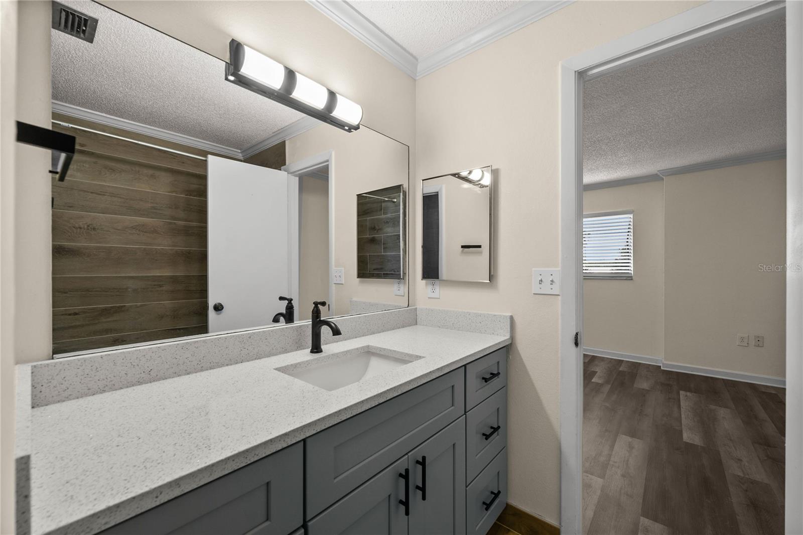 3700 BENEVA RD #0 — photo 17