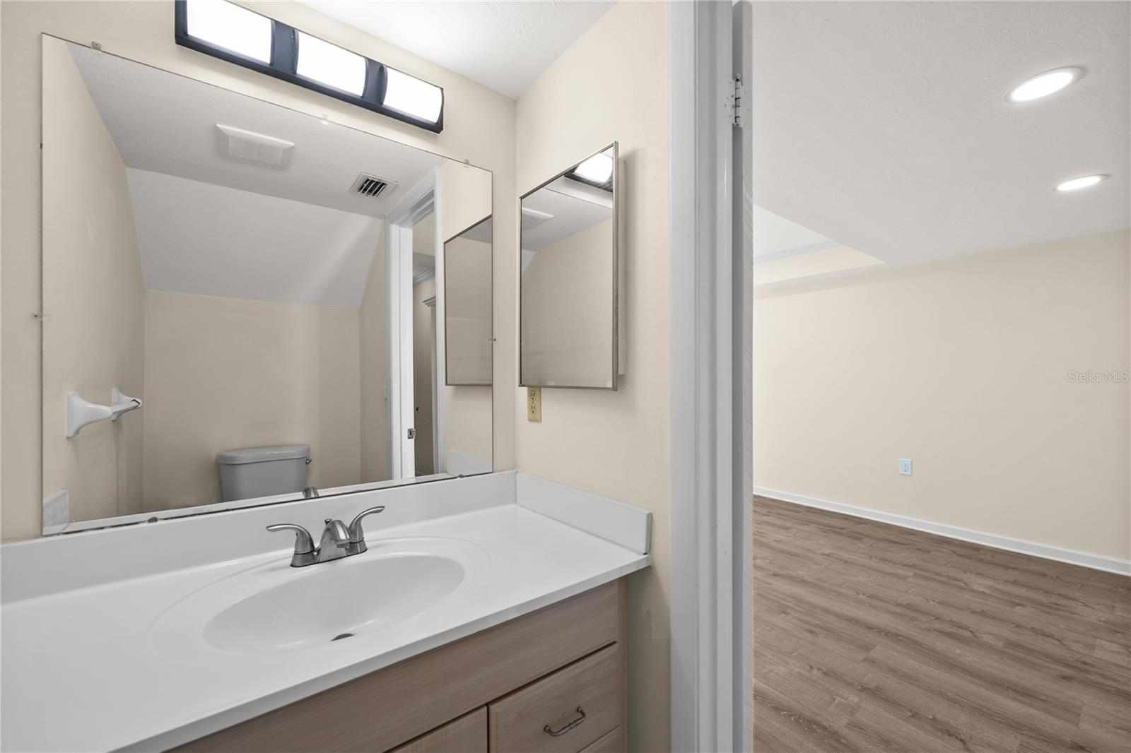 3700 BENEVA RD #0 — photo 6