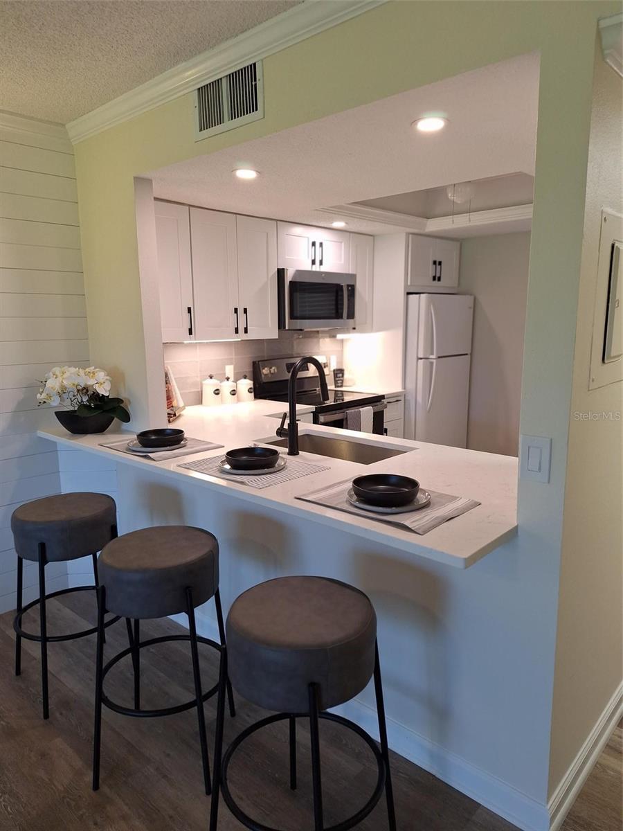 3700 BENEVA RD #0 — photo 3