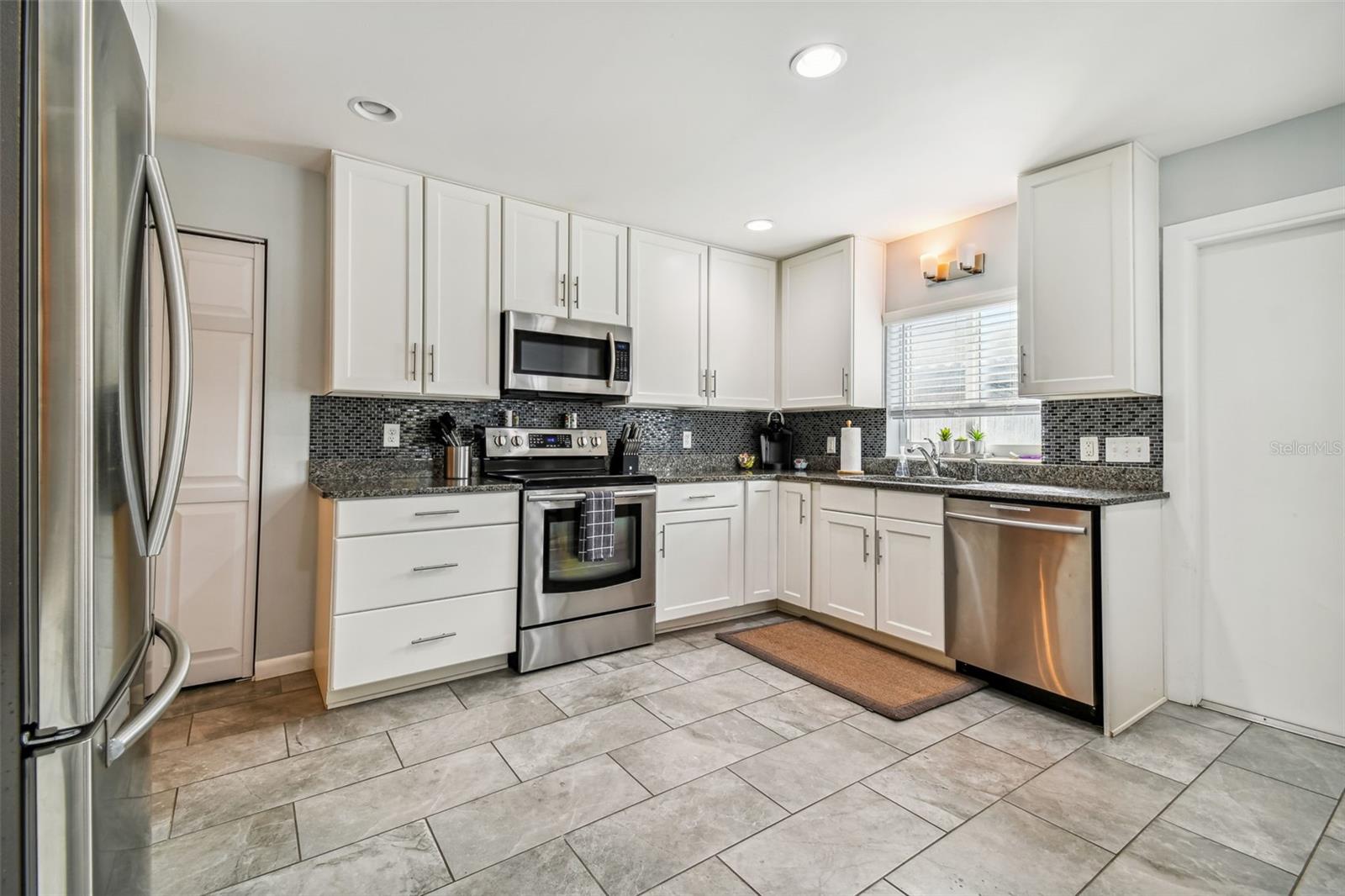 1523 BAYSHORE BLVD #6 — photo 5