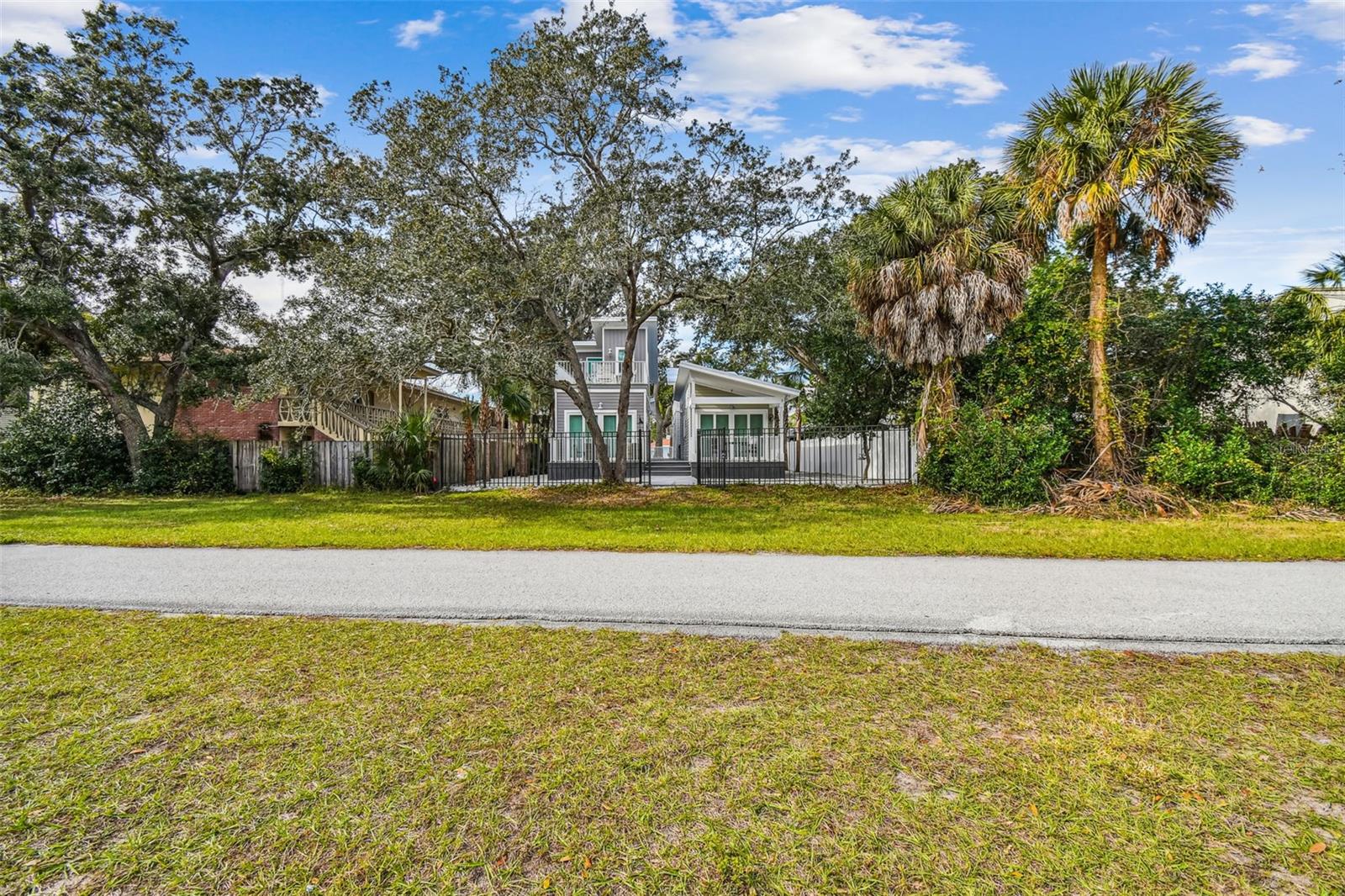 1523 BAYSHORE BLVD #3 — photo 37