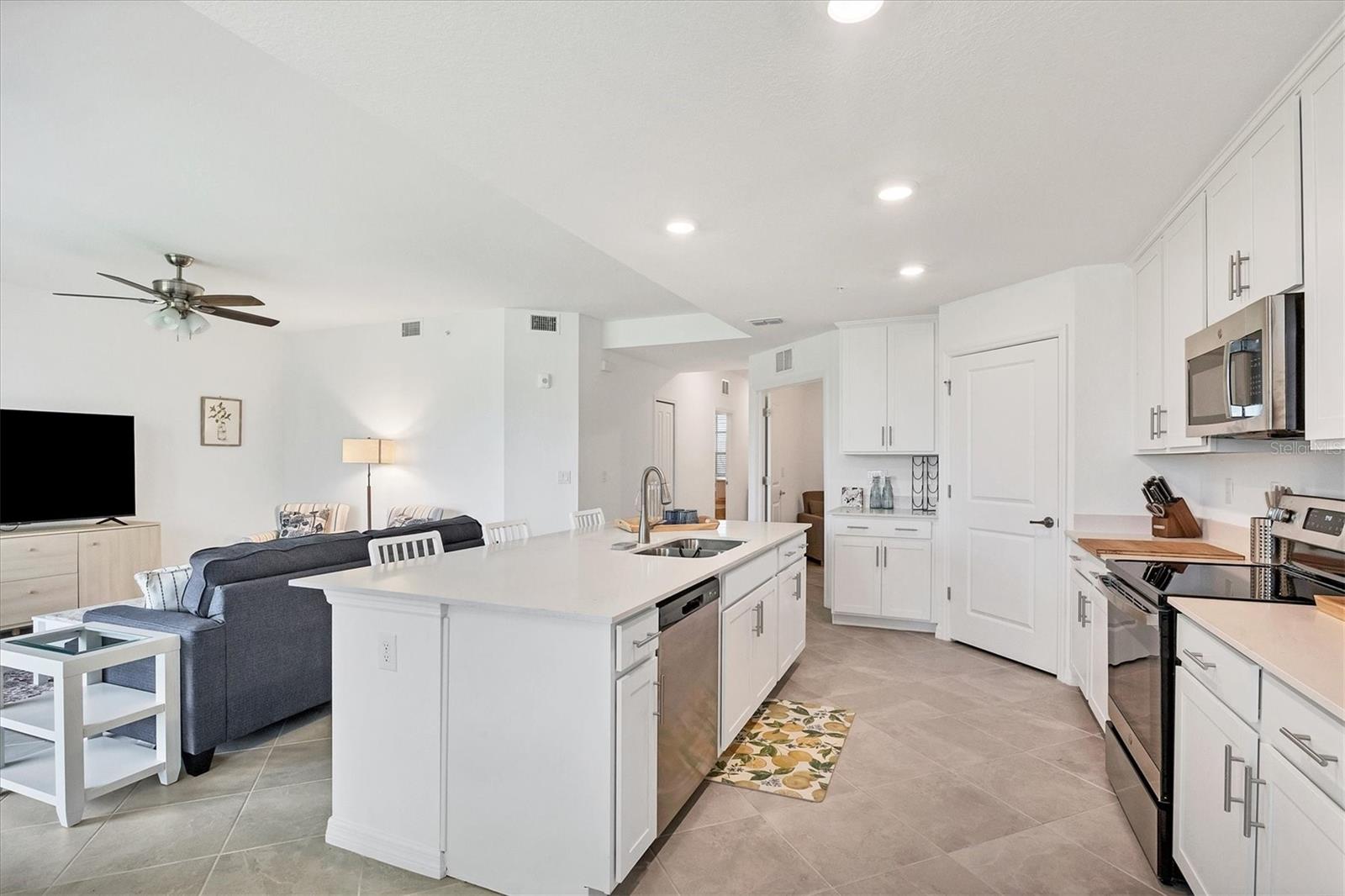 12390 WELLEN GOLF ST #106 — photo 7