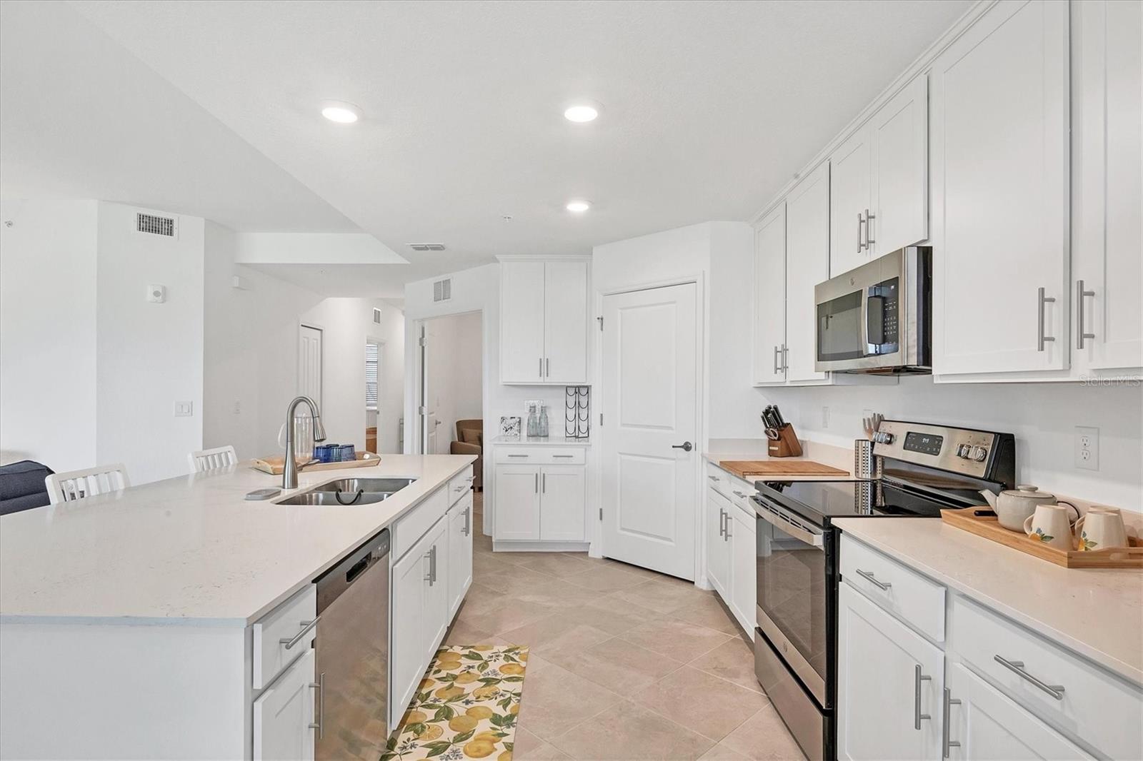 12390 WELLEN GOLF ST #106 — photo 8