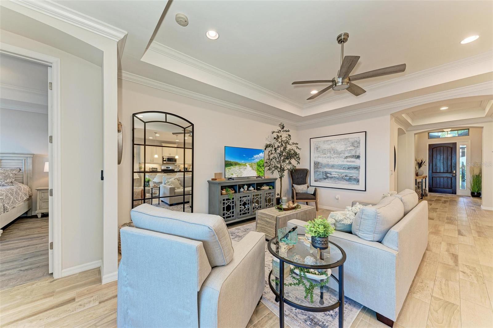 228 MARAVIYA BLVD — photo 13