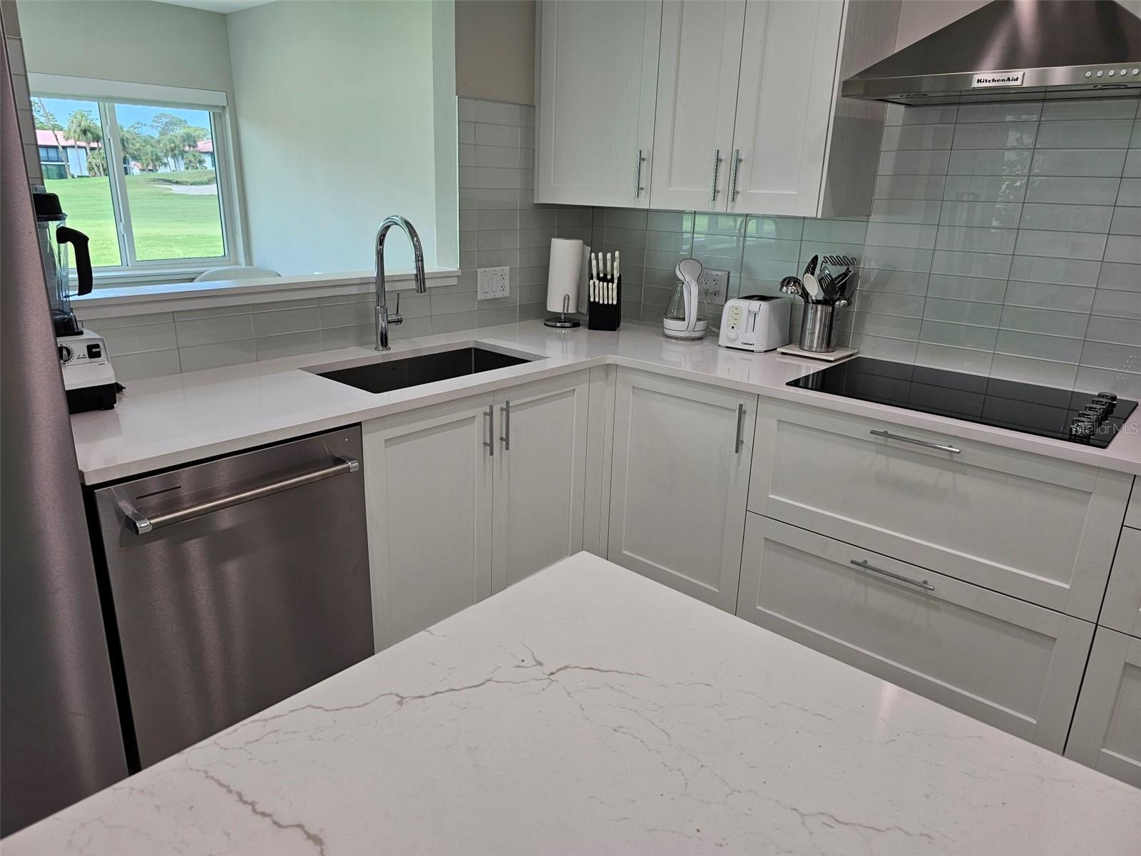 3503 AVENIDA MADERA #B — photo 8