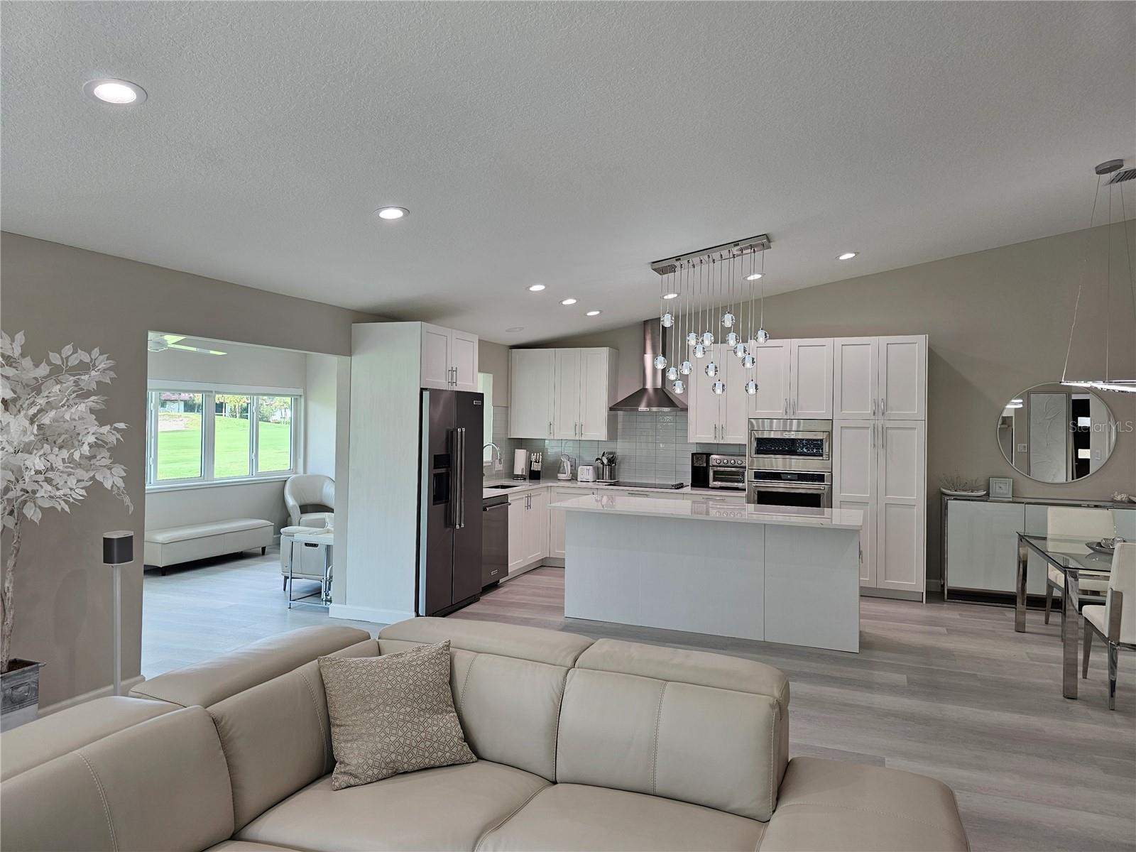 3503 AVENIDA MADERA #B — photo 3
