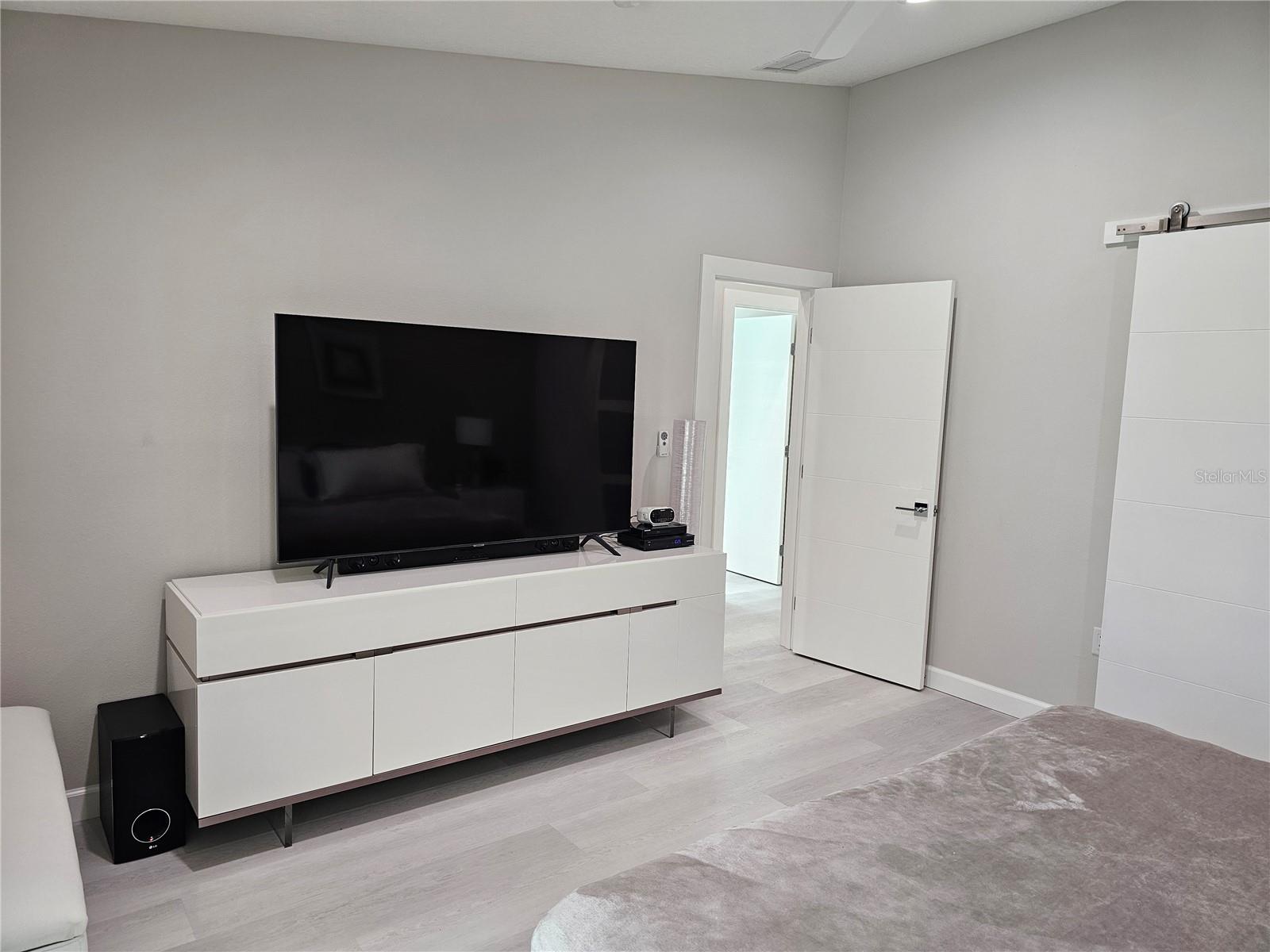 3503 AVENIDA MADERA #B — photo 20
