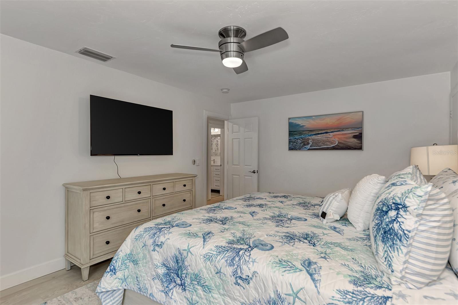 5516 AVENIDA DEL MARE — photo 29