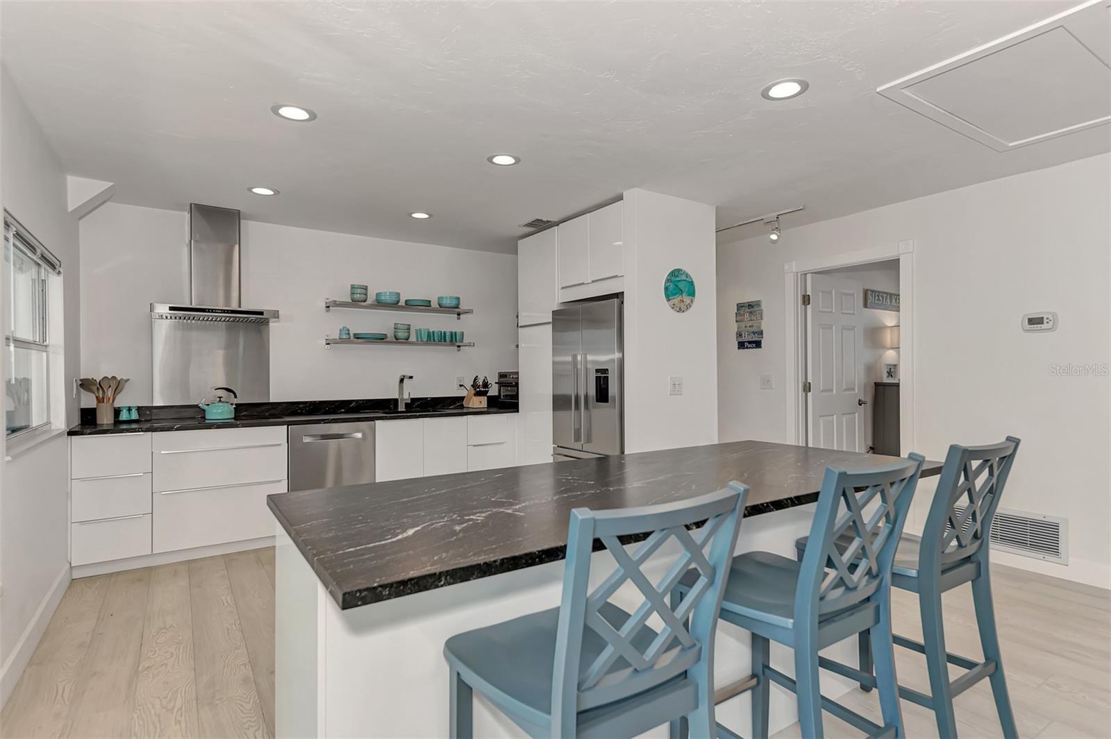 5516 AVENIDA DEL MARE — photo 18