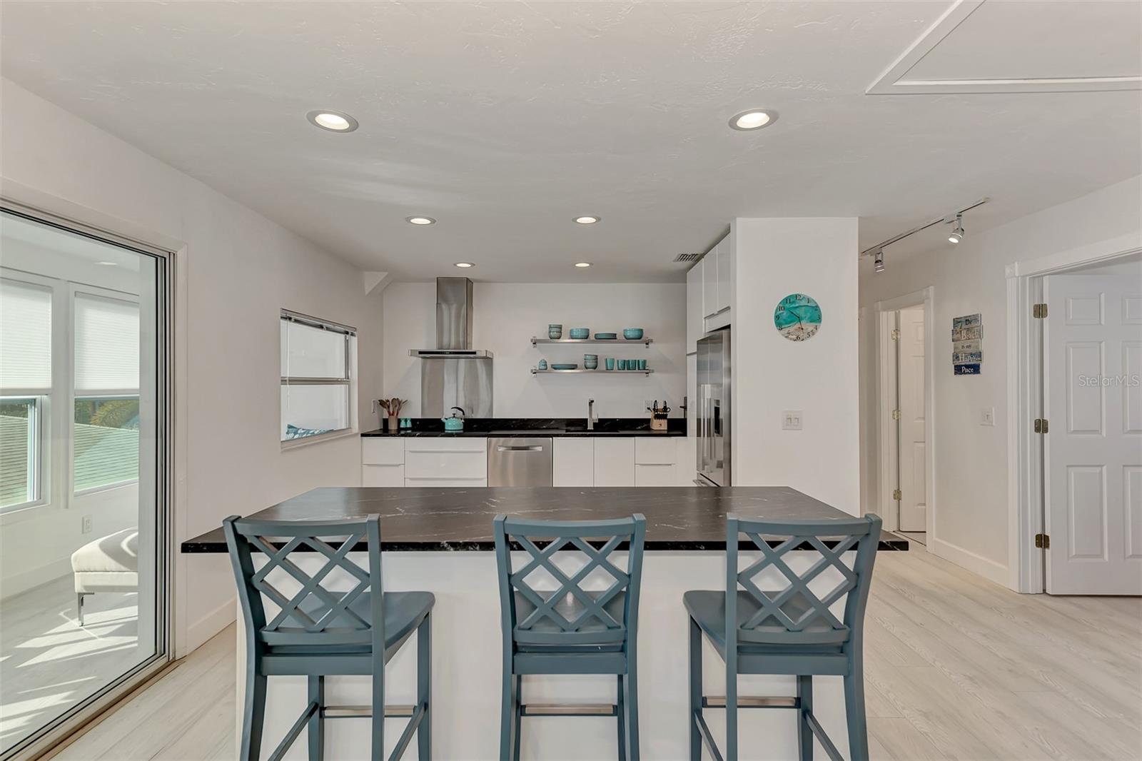 5516 AVENIDA DEL MARE — photo 17
