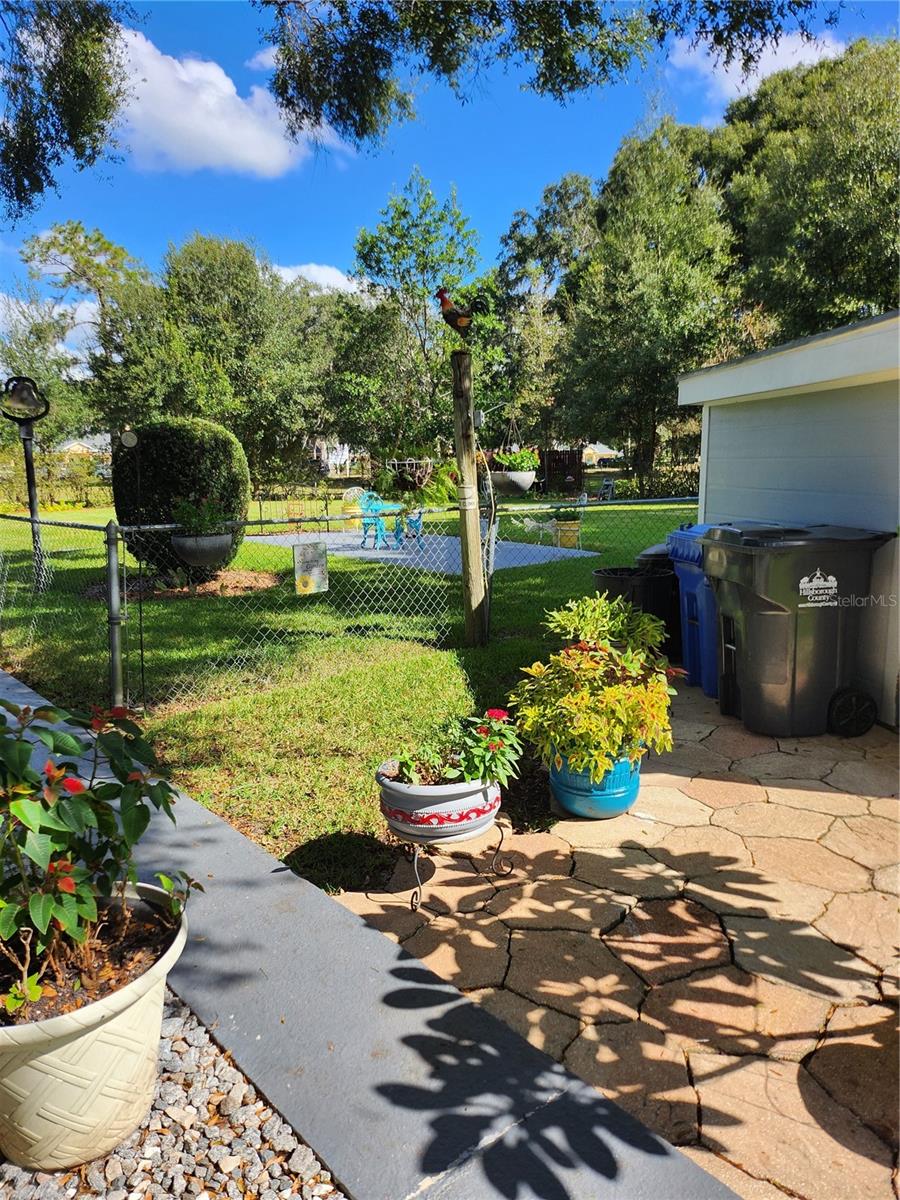 411 BRYAN RD — photo 13