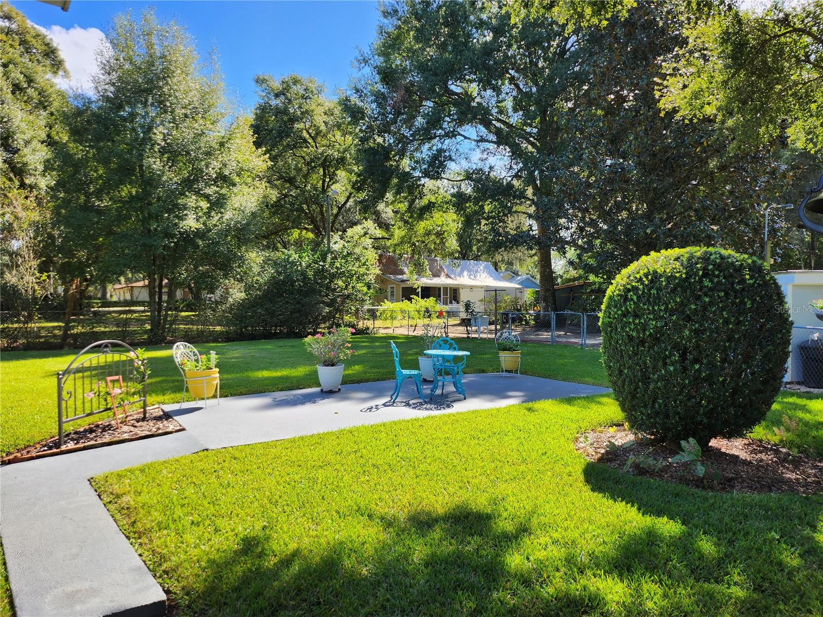 411 BRYAN RD — photo 8