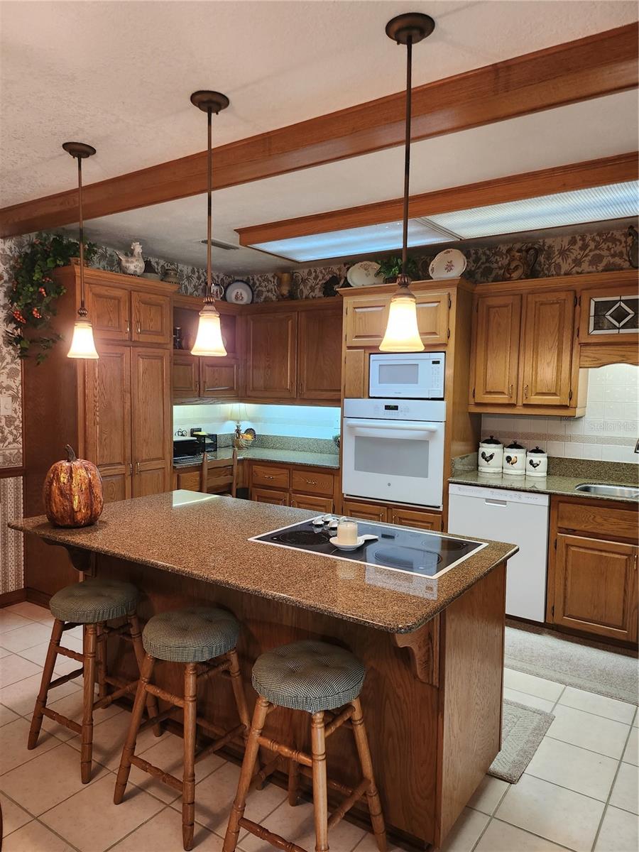 411 BRYAN RD — photo 15