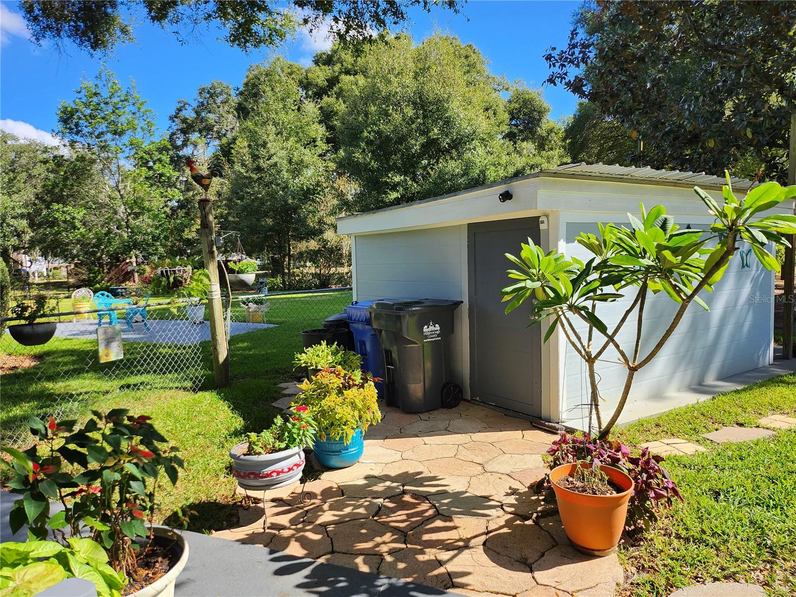 411 BRYAN RD — photo 11