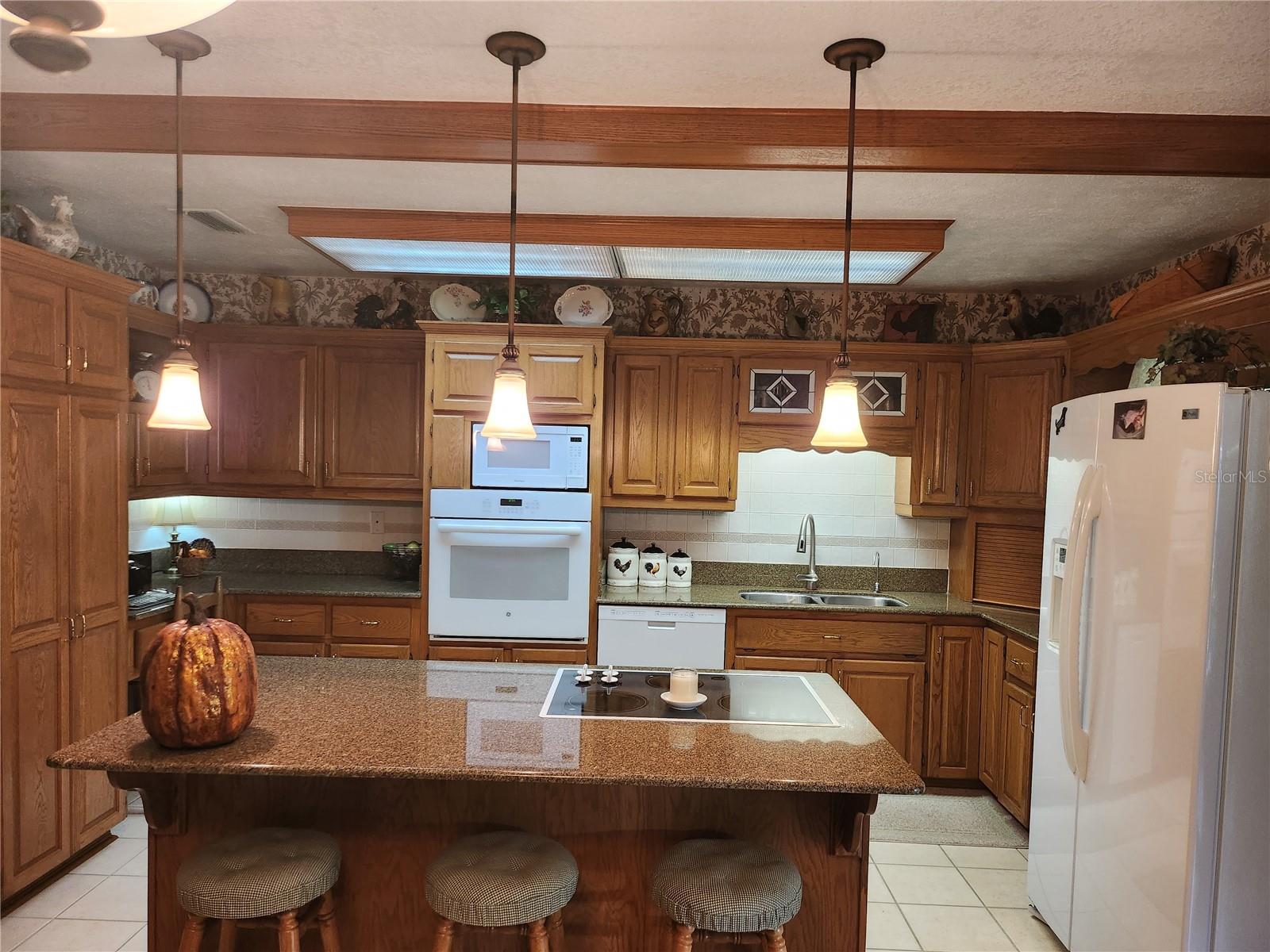 411 BRYAN RD — photo 14