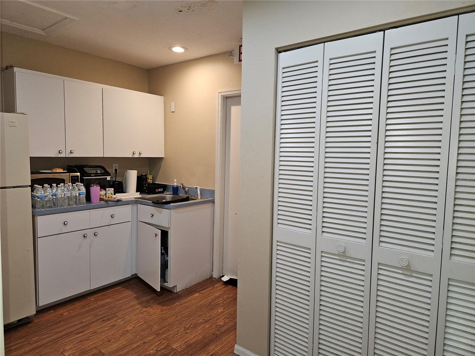 6609 RIDGE RD #2&4 — photo 17