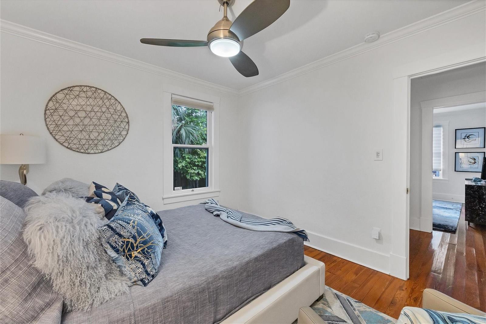 1716 OAK ST — photo 17