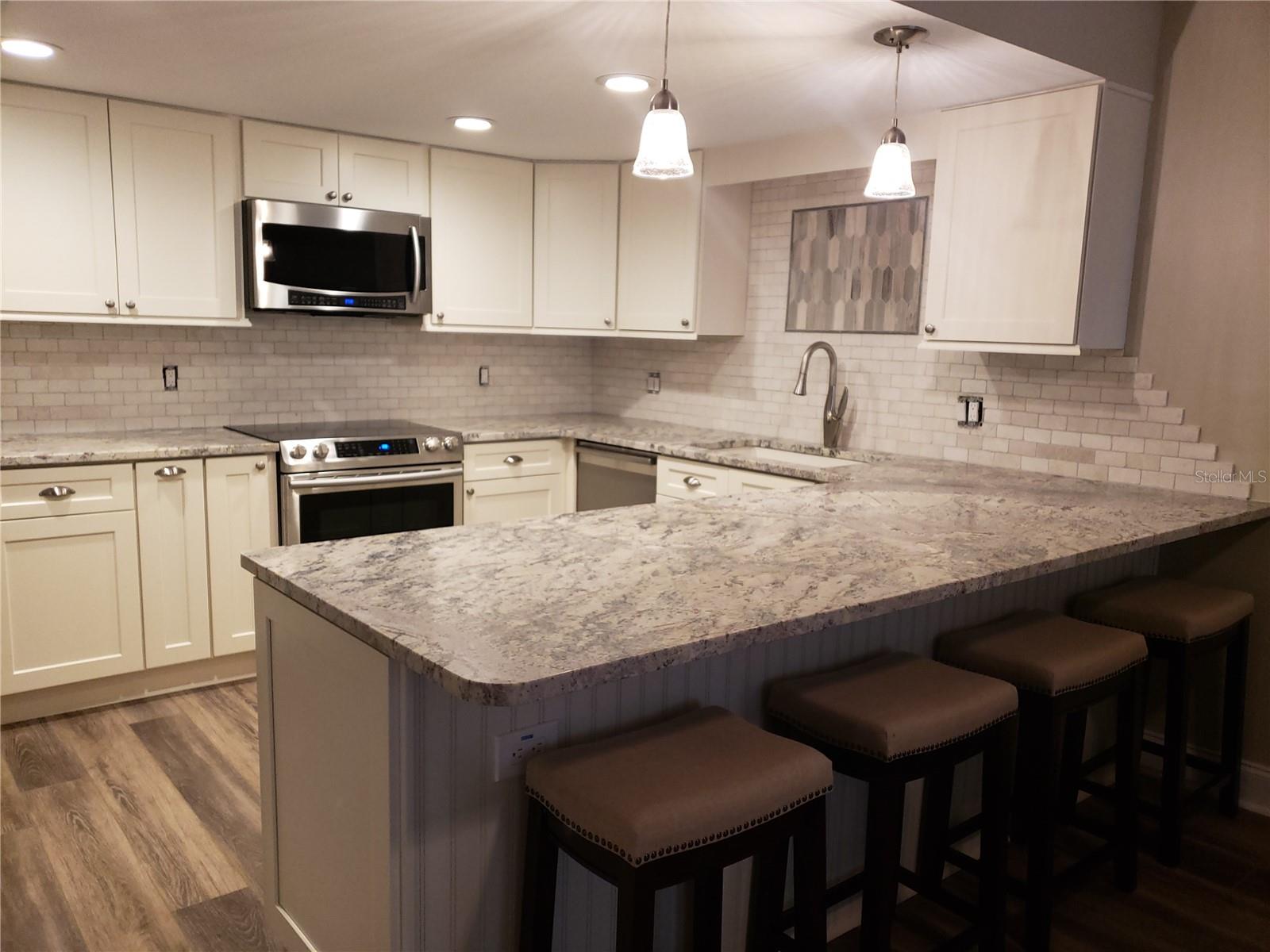1460 GULF BLVD #1102 — photo 7
