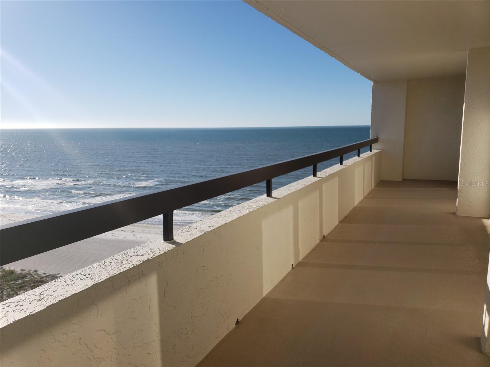1460 GULF BLVD #1102 — photo 2
