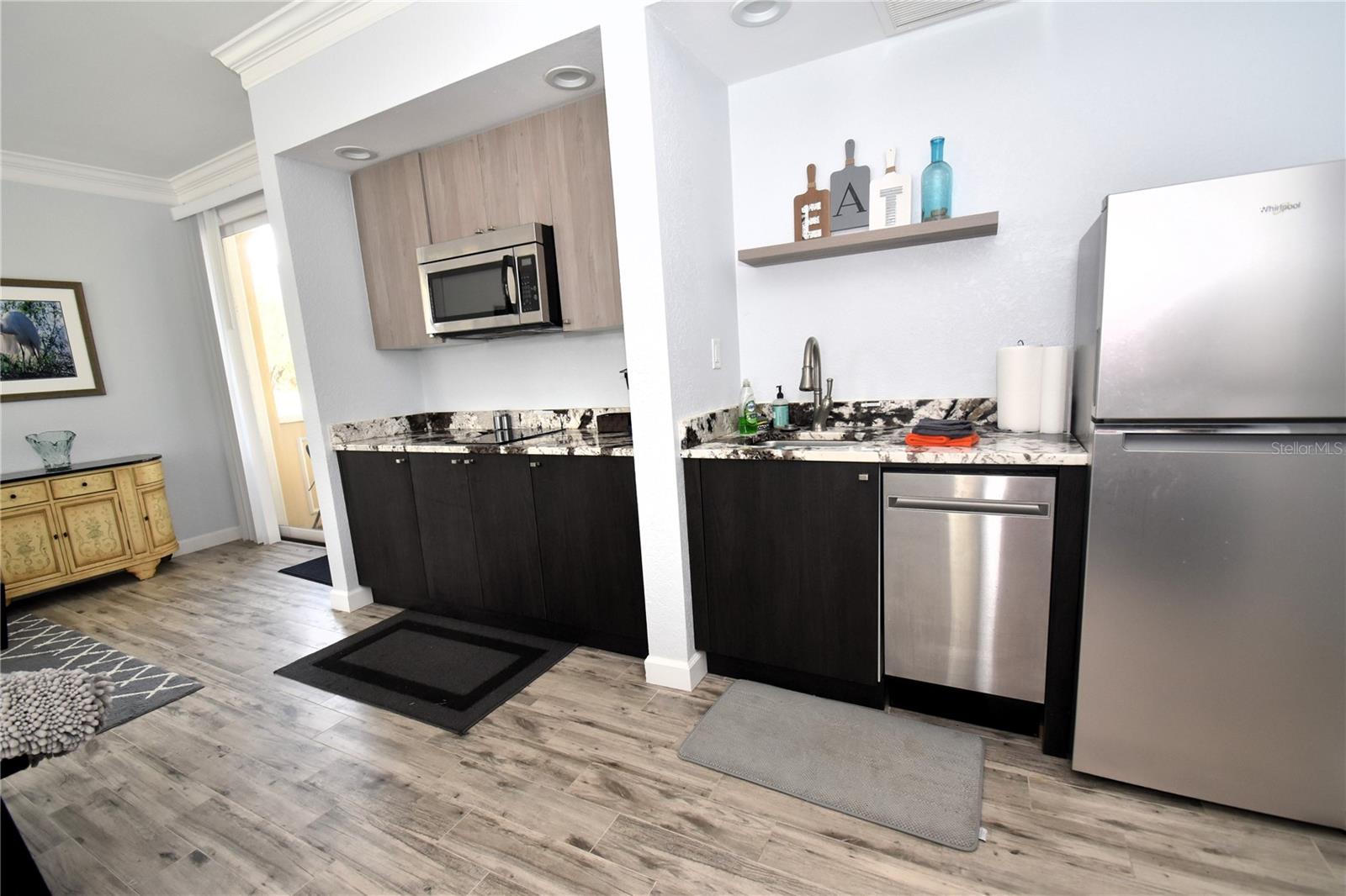 51 MAC EWEN DR #1 — photo 4