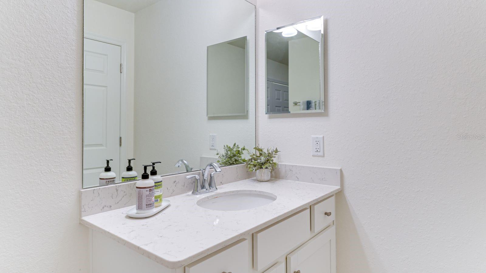17510 GAWTHROP DR #105 — photo 21