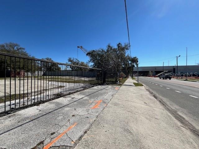 2305 N NEBRASKA AVE — photo 6