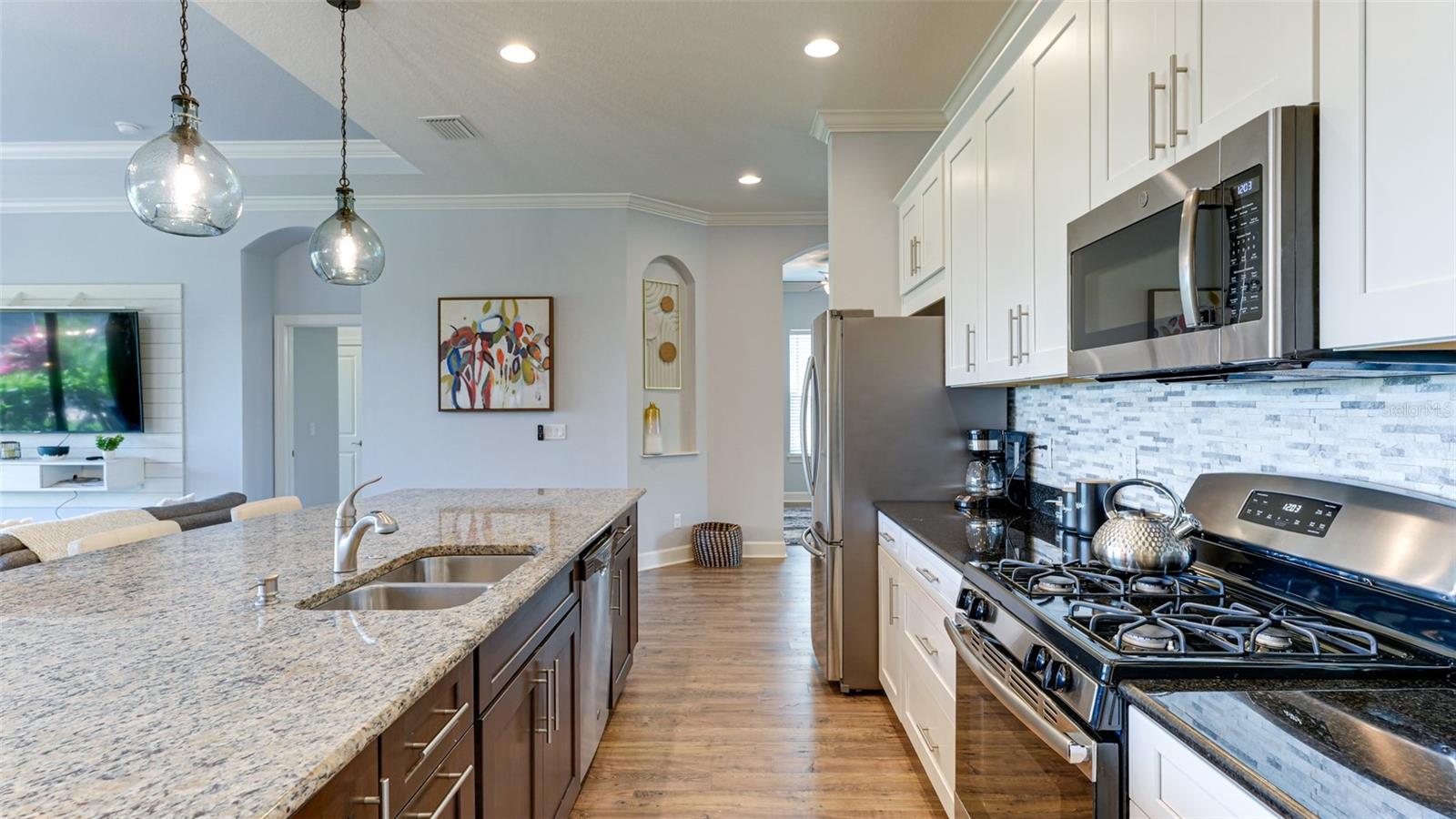 4511 TERRAZZA CT — photo 13