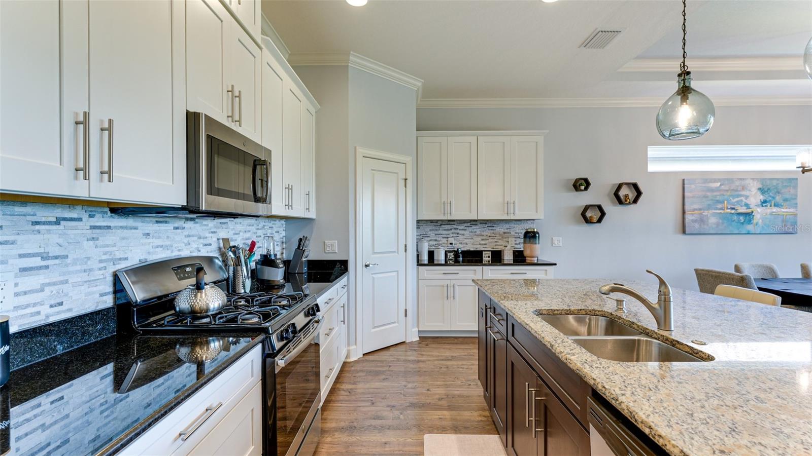 4511 TERRAZZA CT — photo 12