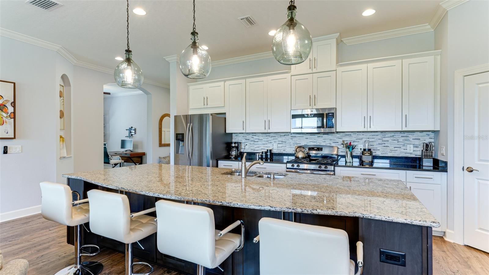 4511 TERRAZZA CT — photo 11
