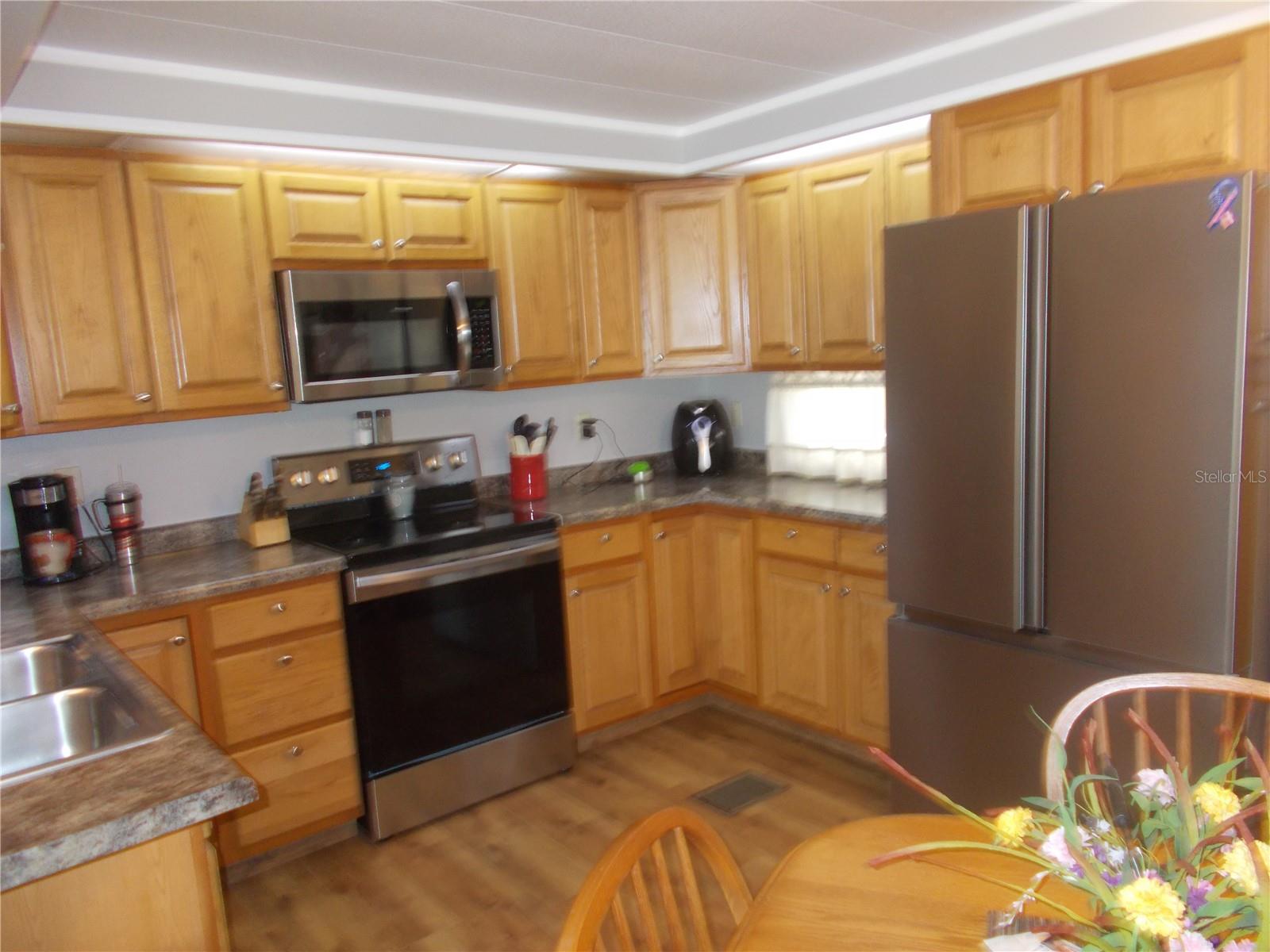 5755 HOLIDAY PARK BLVD — photo 3