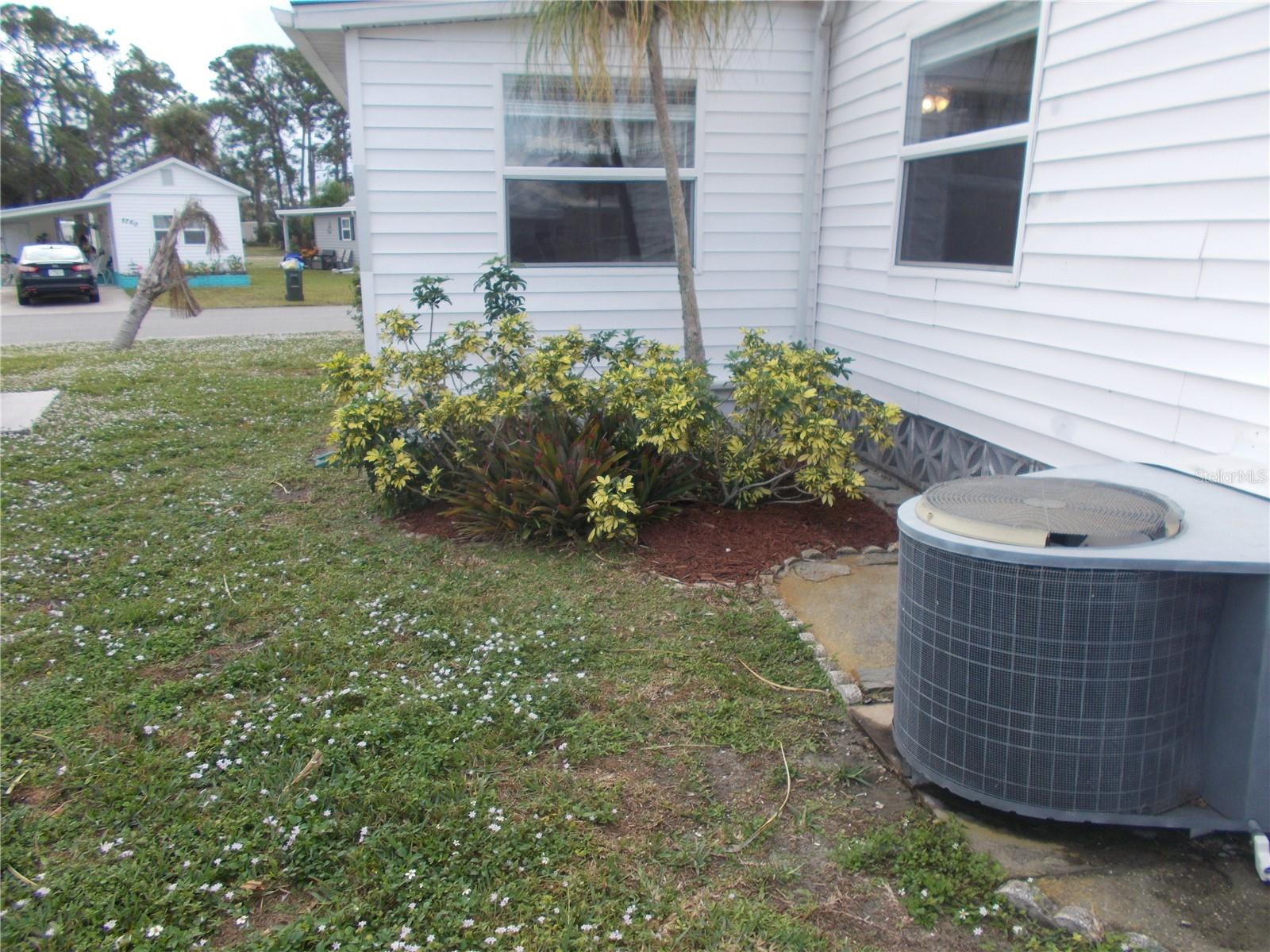 5755 HOLIDAY PARK BLVD — photo 39
