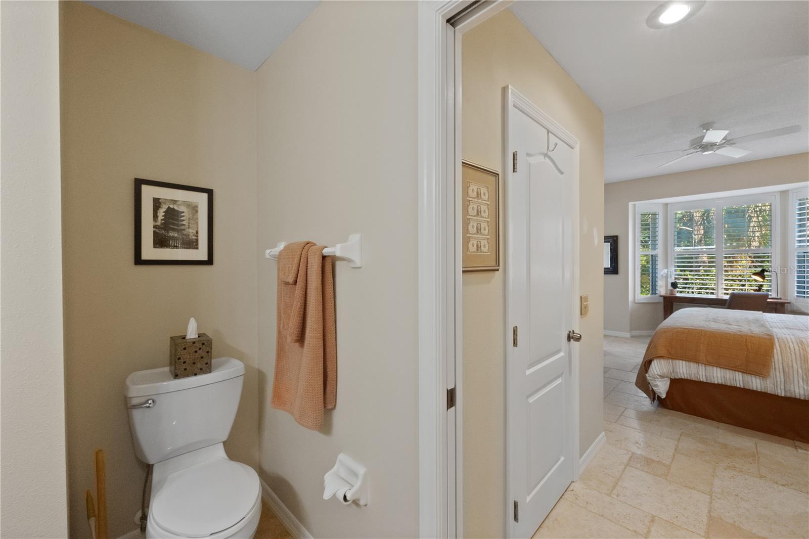 9611 CASTLE POINT DR #915 — photo 17