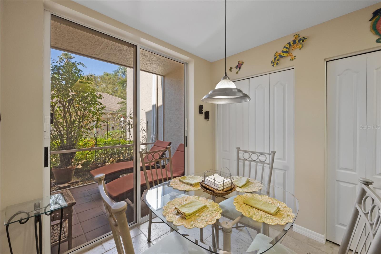 9611 CASTLE POINT DR #915 — photo 6