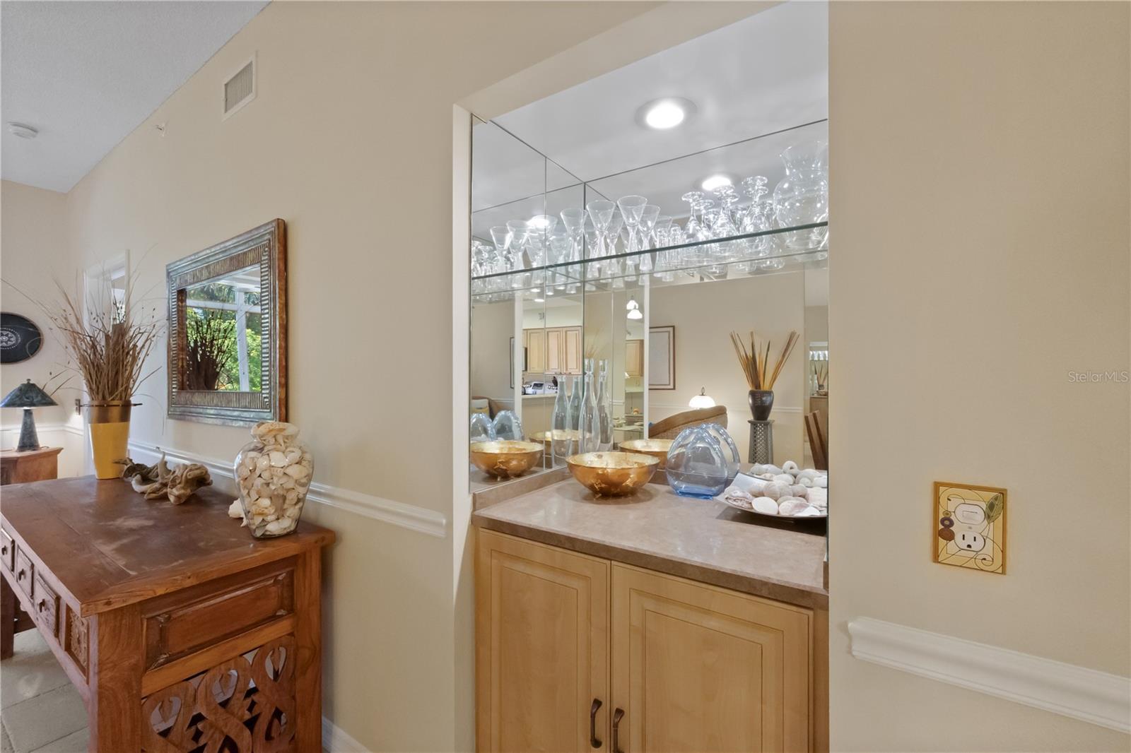 9611 CASTLE POINT DR #915 — photo 11