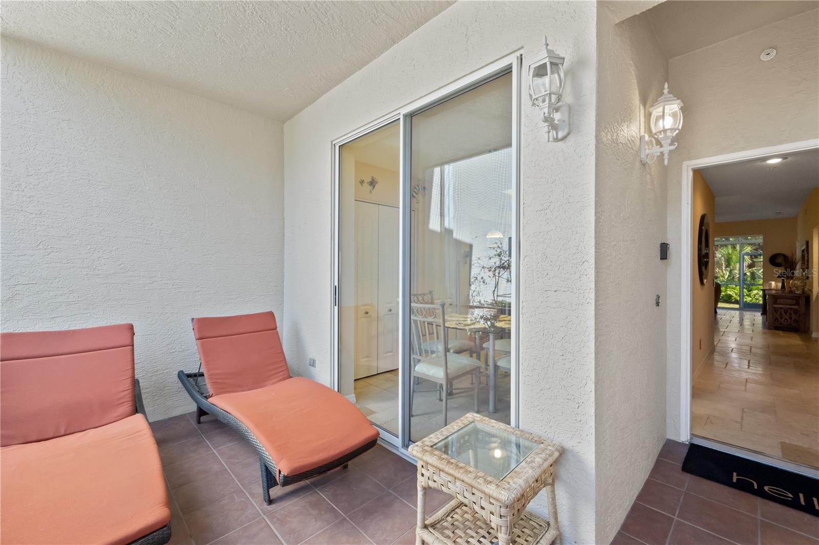 9611 CASTLE POINT DR #915 — photo 3