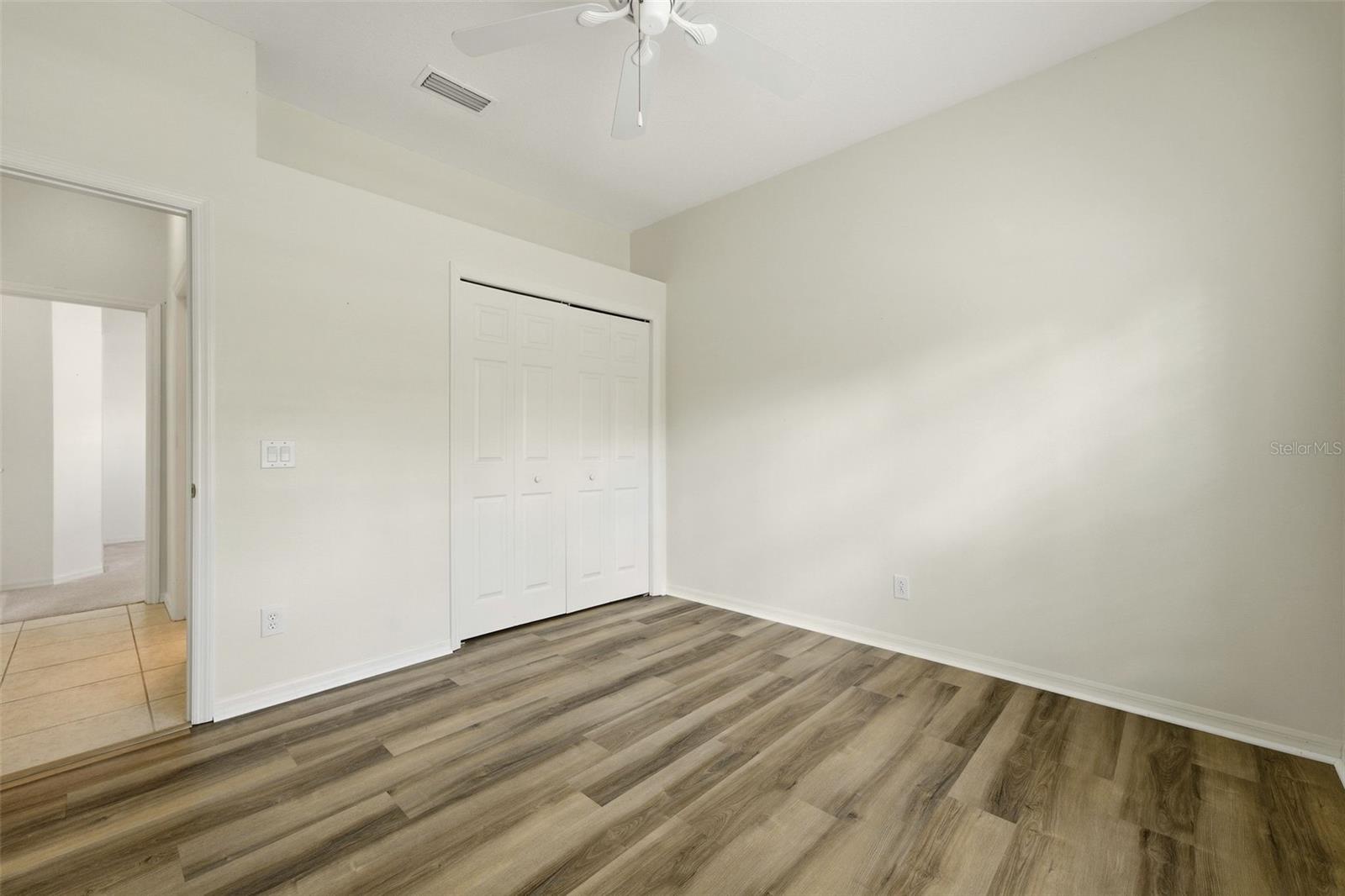 5301 LAUREL OAK CT — photo 34