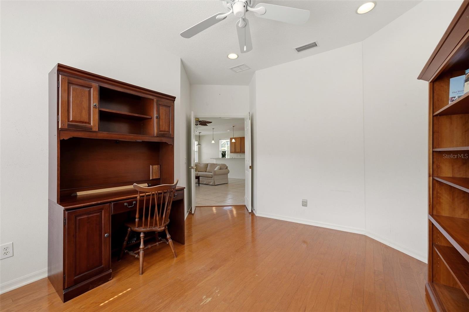 5301 LAUREL OAK CT — photo 24