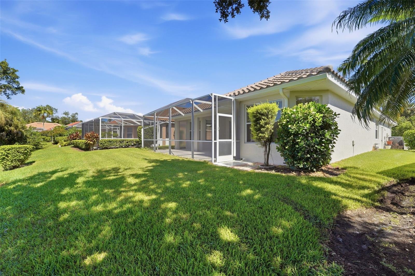 5301 LAUREL OAK CT — photo 4