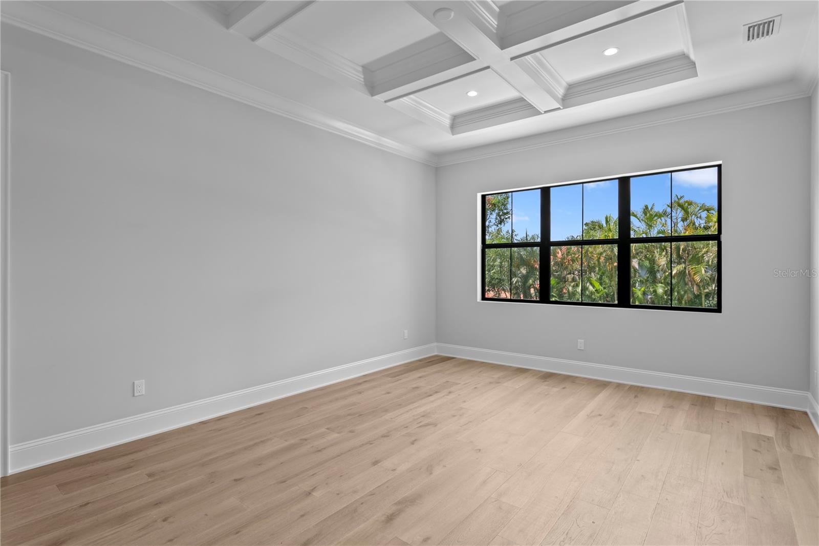 3109 W KNIGHTS AVE — photo 23