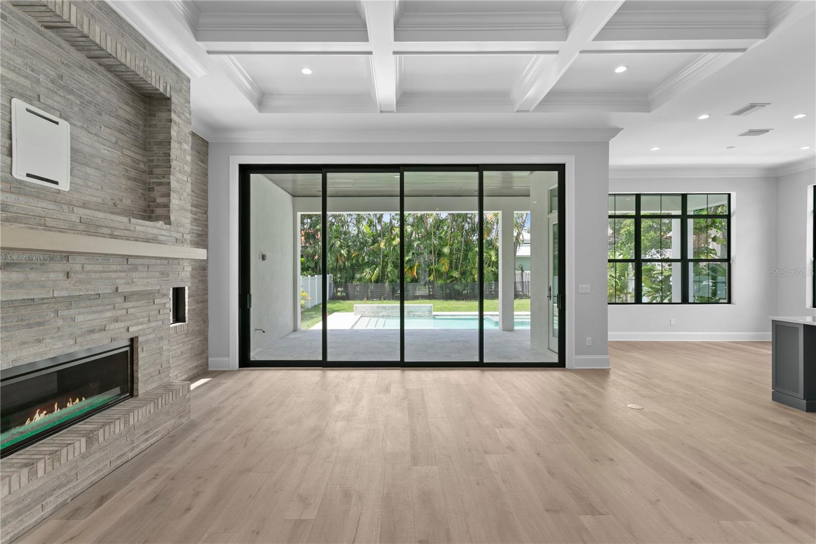 3109 W KNIGHTS AVE — photo 11