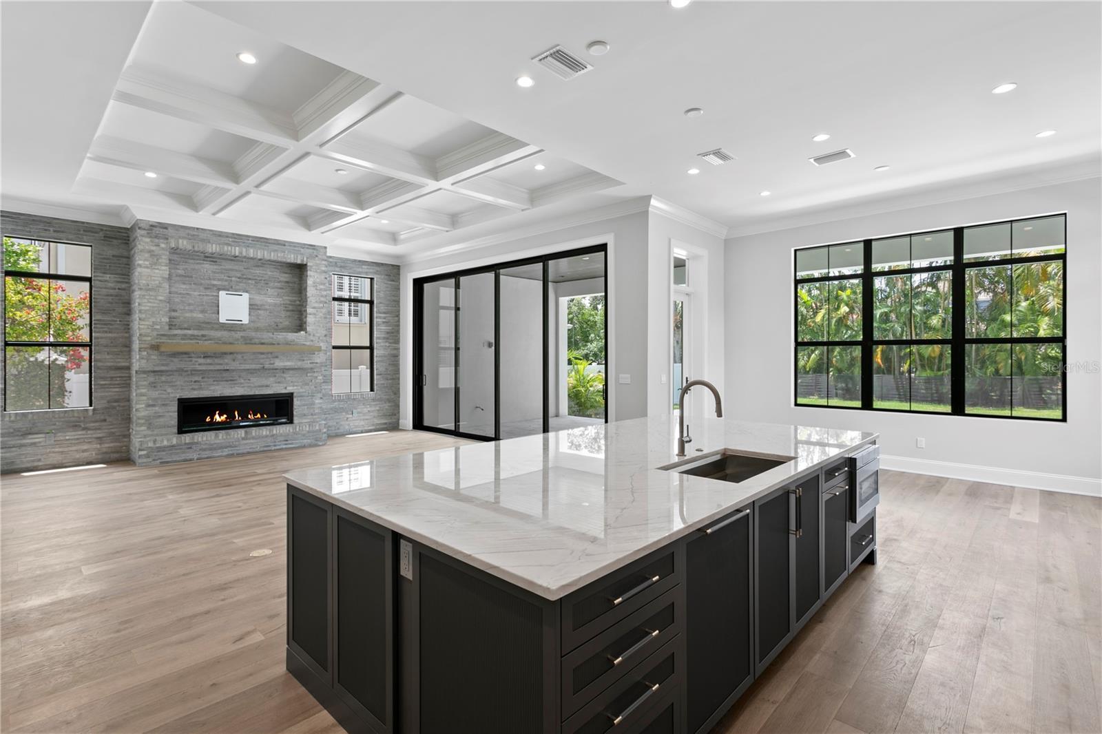 3109 W KNIGHTS AVE — photo 15