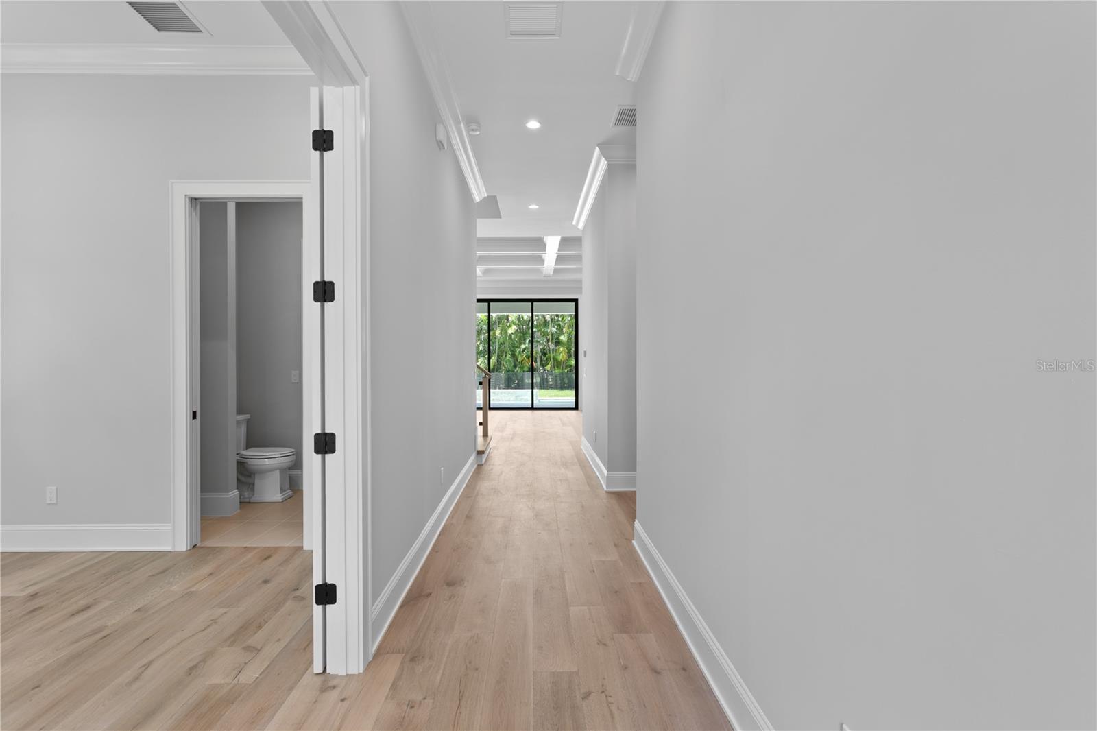 3109 W KNIGHTS AVE — photo 3